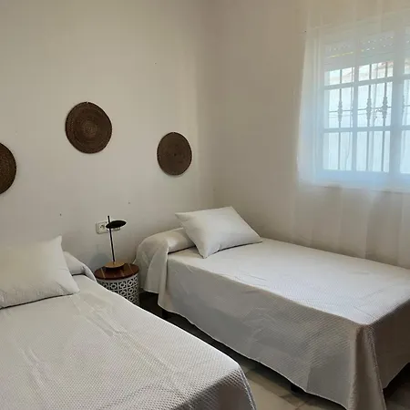 Playas De La Jara Con 4 En Holiday home *
